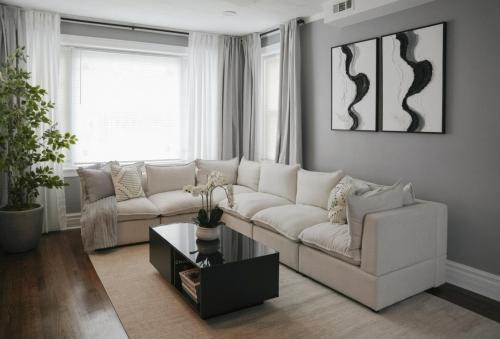 2BR w/Workspace - Coffee Bar - Near Transit