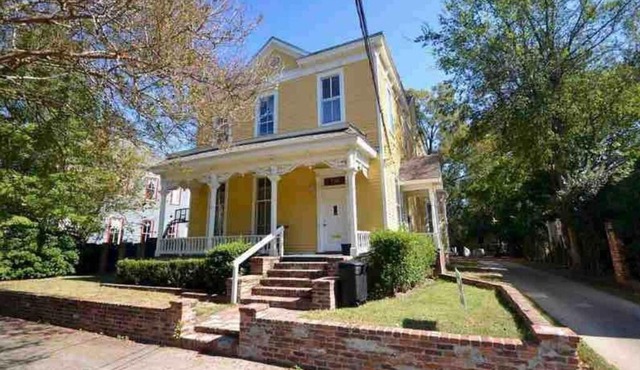 2nd ave B Electric Retreat UPTOWN Ten MIN to Ft Benning