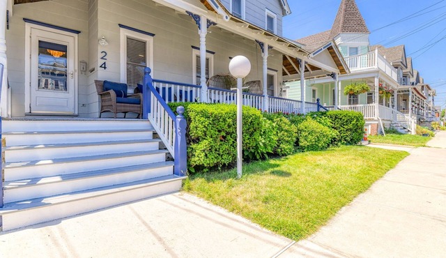 2nd Beach Block 5 bed 4 Bath