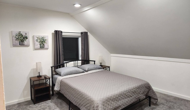 2nd Floor Apartment in Johnson