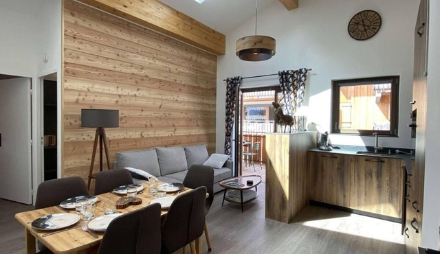 2nd floor, balcony, tv, ski locker, 50m², Praz sur Arly