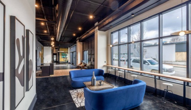 2nd-floor downtown condo near top attractions with balcony, rooftop lounge, gym