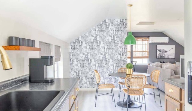 2nd Floor Loft Across from Ice Plant | The Otis