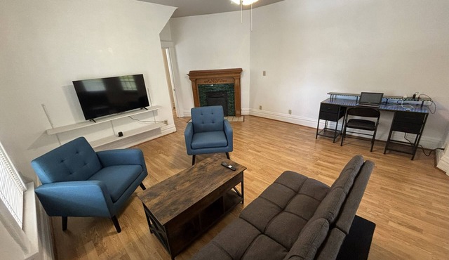 2nd Floor suite, close to ISU, Mill, & downtown