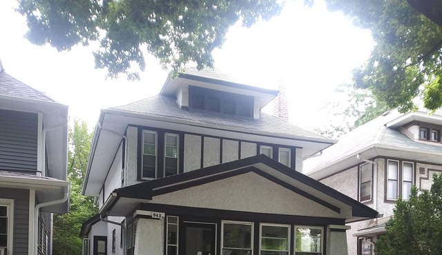 2nd floor unit w/ 2 bedrooms/ 1 bath/ kitchen a gym and a deck