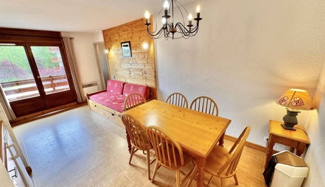 2nd floor, view mountain, balcony, ski locker, 37m², Flumet