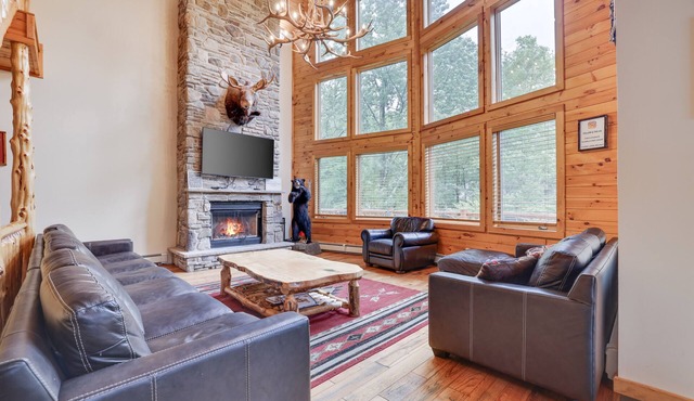 2nd Largest Home @ Camelback “Occupancy is 20 with day guests included”