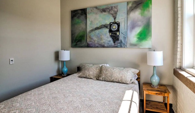 2nd Street Inn Room #4