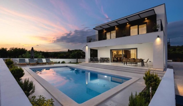 2Olives house