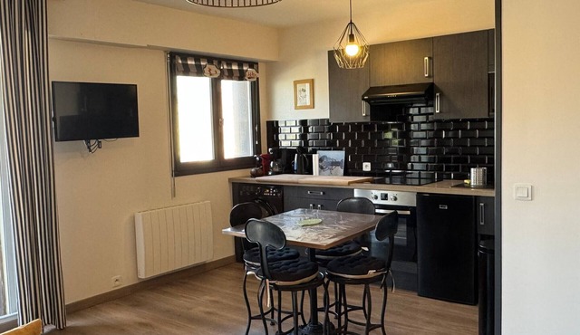 2P Apartment, sea view, pets allowed, parking