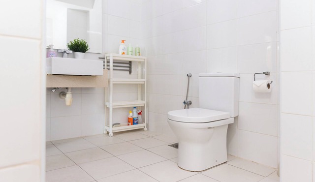 2Pax | Modern High-Rise Retreat | Connected to Publika Mall