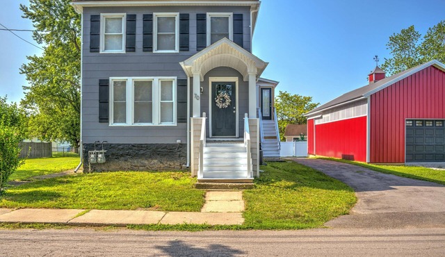 2UNITModernFarmhouse Sleeps13