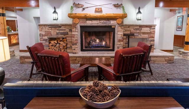 2x3BR near West Entrance, Pool, Hot tub, game room
