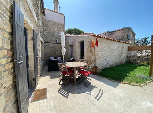 3 étoiles entre terre et mer jolie maison