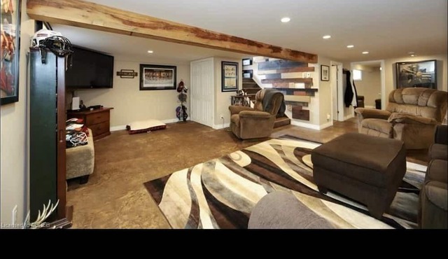 3+1 bedroom, 2 full bath. Well cared for family home.