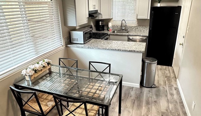 3/1 Clean and comfortable home in Fair Oaks