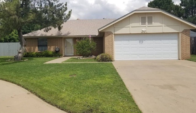 3/2/2 Near SW Loop 250/Beal Park/Sports Complex/191