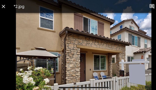 3/2.5 Townhomes stay and relax in San Diego
