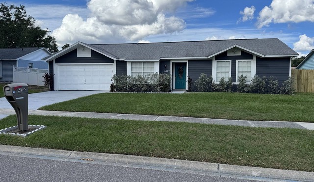 3/2 Home Minutes To All Theme Parks