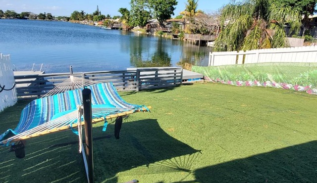 3/2 Lake House - Water Activities And Docking Area 2