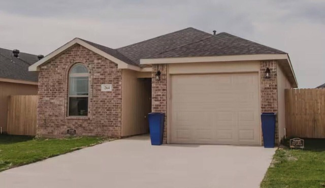 3/2 ~ New ~ clean ~ discounts ~ Expo ~ ACU ~ HSU ~ family friendly