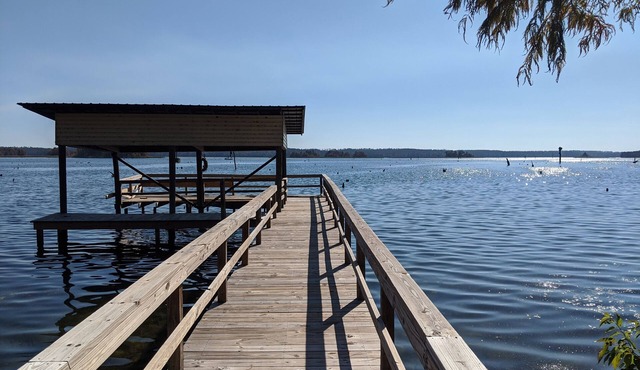 3/3 Lake Seminole w/Covered Boat Slip! * WATERFRONT*