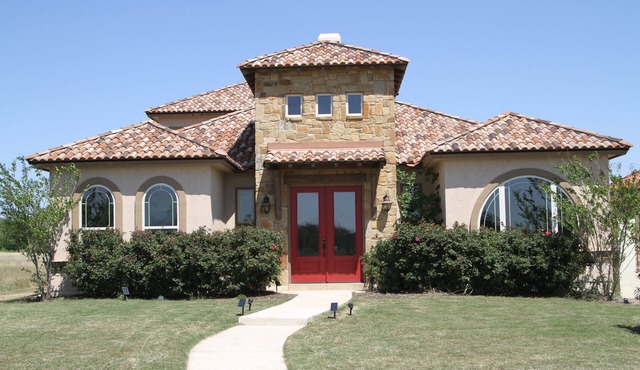 3/3 Luxury Home Near LACKLAND/SEA WORLD/ALAMO/Downtown and Golf Courses/