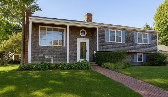 3,800/mo 4-bedroom house in serene Middletown. 8-9 month rental. No Short Term.
