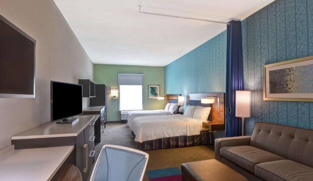 3 Affordable Units! Onsite Pool, Breakfast, Minutes to Five Flags Speedway