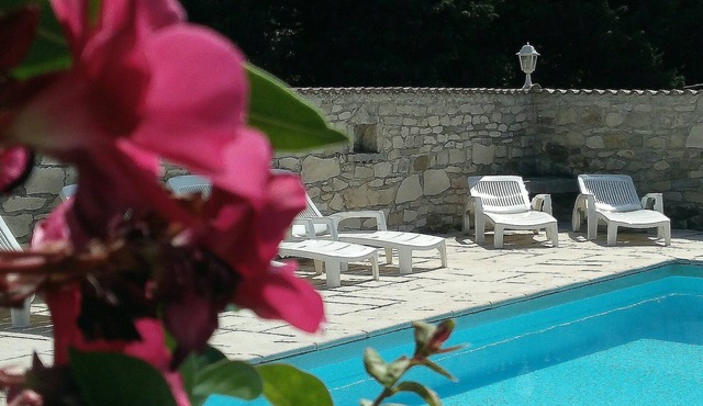 3* air-conditioned gîte with heated pool near the Ardèche Gorges