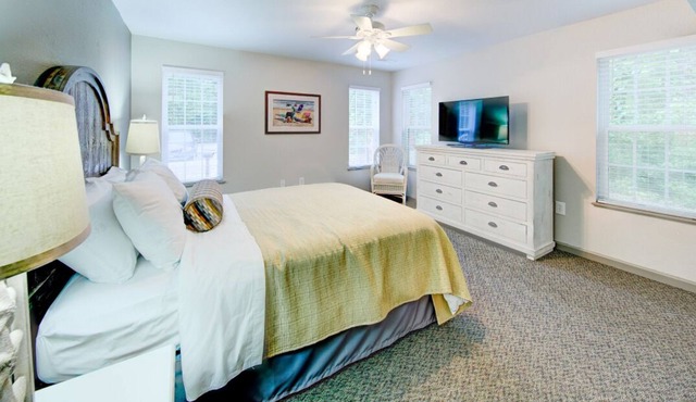 3 Amazing Units w/Daily Activities, Pools, Sports Courts, Near Kitty Hawk Beach