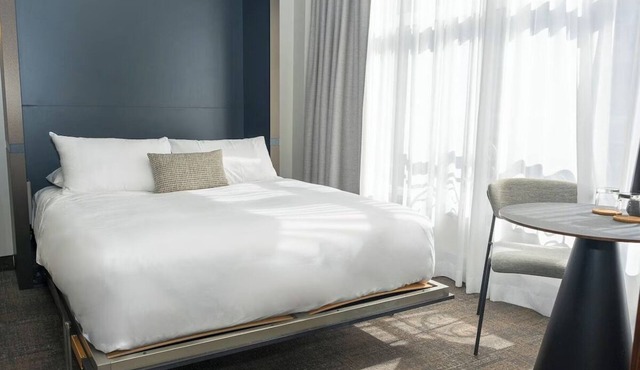 3 Art-Inspired Suites in Historic Old Montreal Near Montreal Science Center