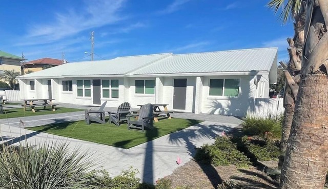 3 Barracuda Cottage on Okaloosa Island