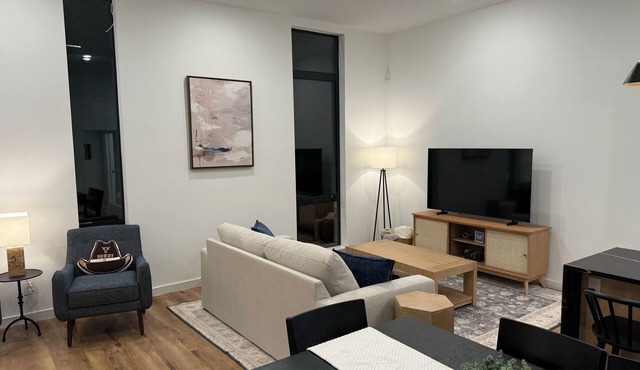 3-bd townhome w/rooftop patio-Dickies-TCU-Downtown-Magnolia