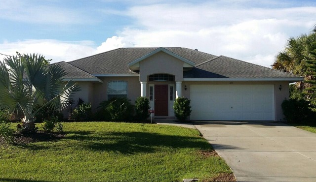 3-bdrm home w/pool, across st from 1st hole, Long Marsh course - Rotonda West Fl
