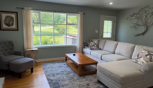 3 Bed 1.5 Bath Quiet Countryside SFH Falmouth/Fredericksburg 2 King Beds Pets OK