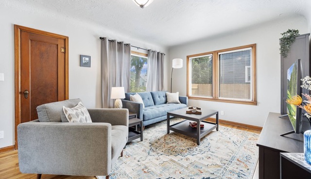 3 bed 1 bath W. Bannock Beauty