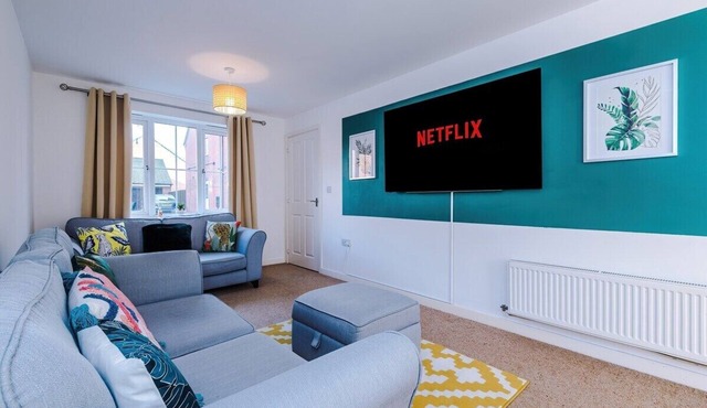 3 Bed+2.5 Bath|Contractors + Groups| Free Parking!