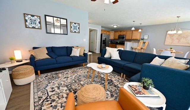 3 Bed, 2.5 Bath| Cozy Retreat |8 Guests