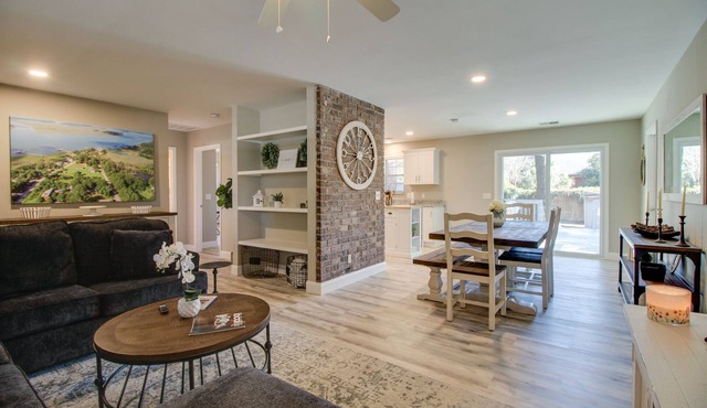 3 bed 2 ba house, large yard, quiet country setting