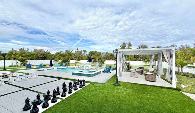 3 bed 2 bath Beach House near Boca Grande with Pool + Sauna + Spa + Mini Golf