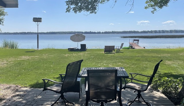 3 bed 2 bath lake house ready for fun and relaxation