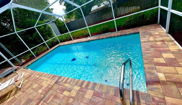 3 Bed ~ 2 Bath~ Pool ~ Wifi ~ Pets Welcome ~Optional Heated Pool ~SS Barbecue