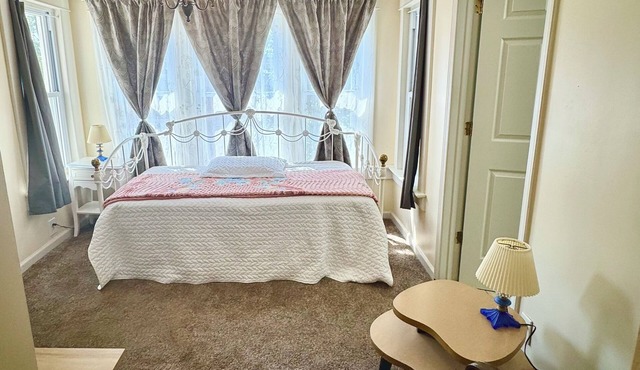 3 Bed 3 Bath Beautiful Historic District Within Walking Downtown Cape Girardeau