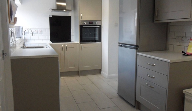 3 Bed Broomfield Road Newport Shropshire