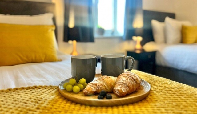 3 bed cosy home parking & wi-fi