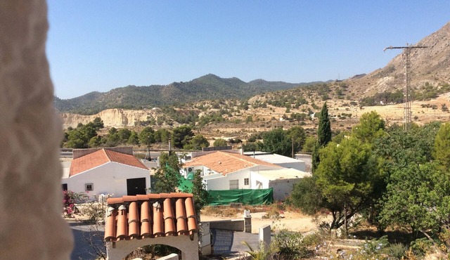 3 bed detached villa in Bella Orcheta Alicante sleeps 6 plus