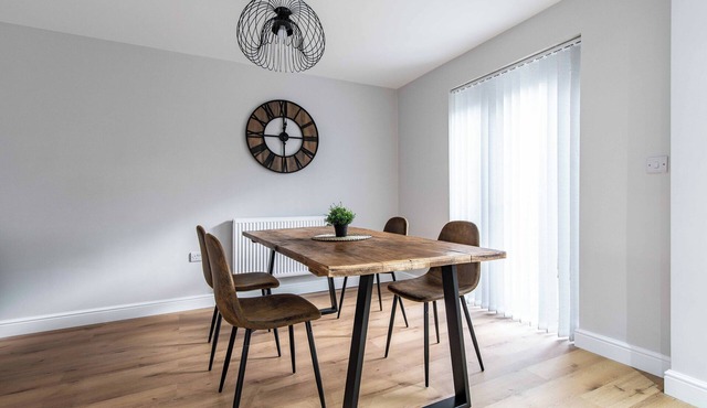 3-Bed House – Ideal for Contractors and Families