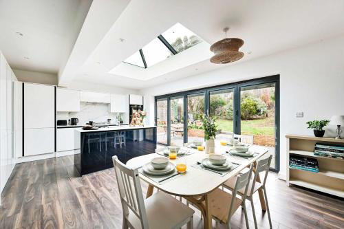 3 Bed House Near Epping Forest Greater London