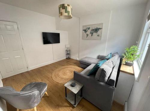 3-Bed House near Salisbury Cathedral & Attractions